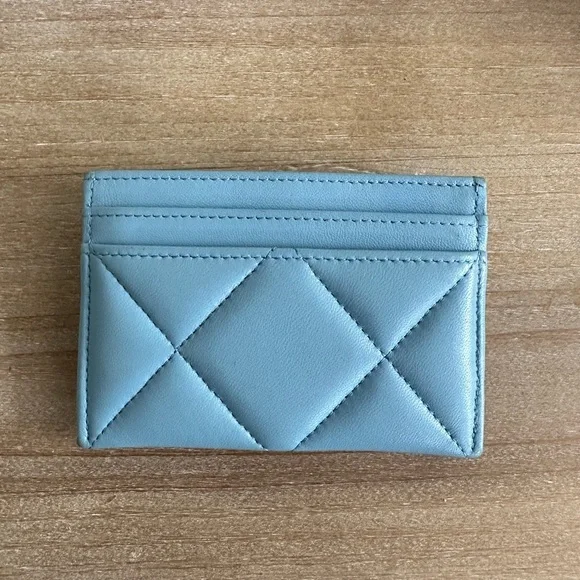 CHANEL Lambskin Quilted Chanel 19 Card Holder - Picture 7 of 12